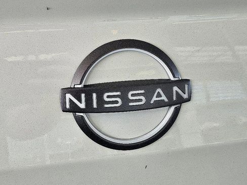 New 2025 Nissan Altima 2.5 SR image 13