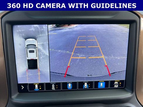 Used 2021 Chevrolet Silverado 1500 High Country w/ Technology Package image 4