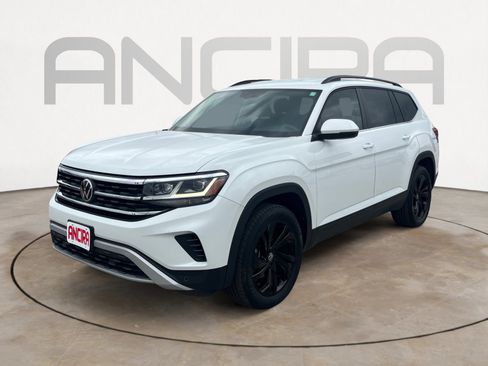 Used 2023 Volkswagen Atlas SE w/ Black Wheel Package image 6