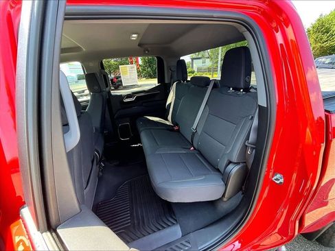 Used 2023 Chevrolet Silverado 1500 LT AWD/4WD image 15