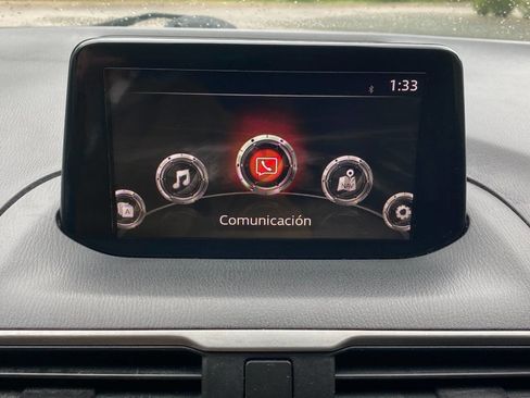 Used 2018 MAZDA MAZDA3 Sport w/ Preferred Equipment Package FWD image 19