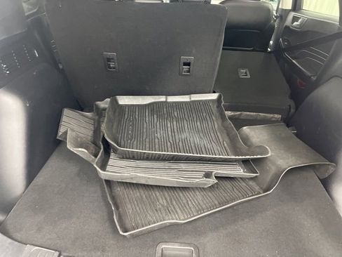 Used 2022 Ford Escape SEL image 9