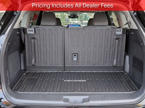 Used 2026 Toyota Highlander Limited AWD/4WD image 14