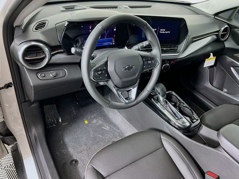 New 2026 Chevrolet Trax ACTIV w/ Driver Confidence Package image 9