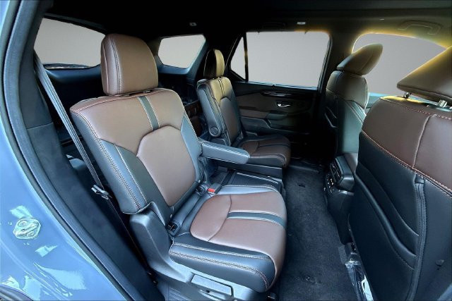 New 2026 Honda Pilot TrailSport image 10