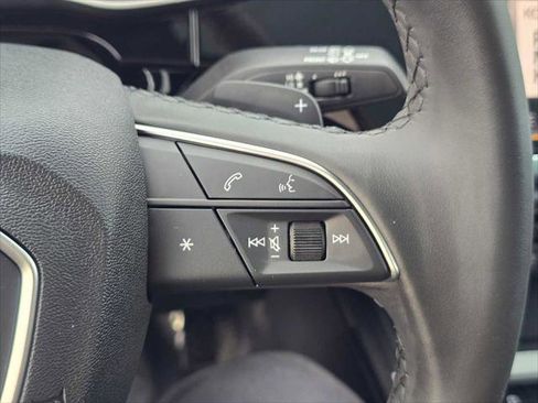 New 2025 Audi Q3 2.0T Premium image 33