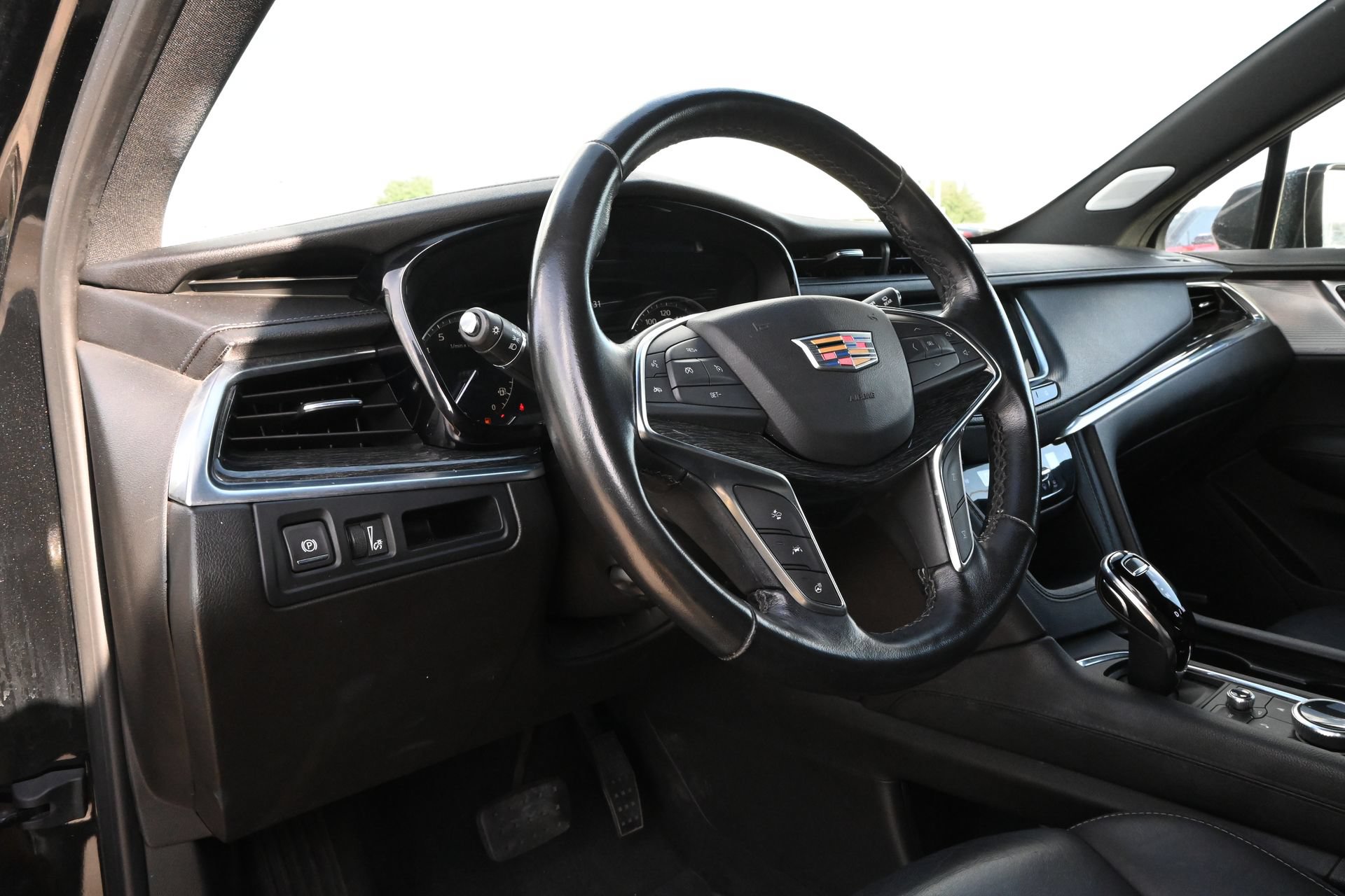 Used 2023 Cadillac XT5 Premium Luxury FWD image 18