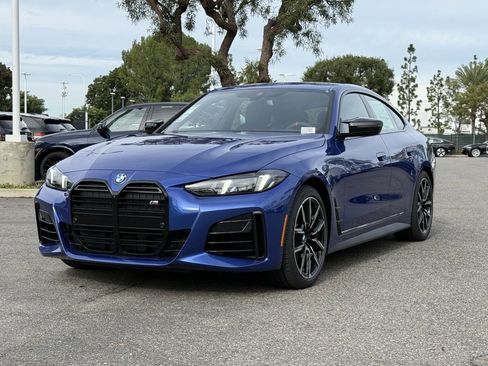 New 2026 BMW M440i w/ Parking Assistance Package image 2