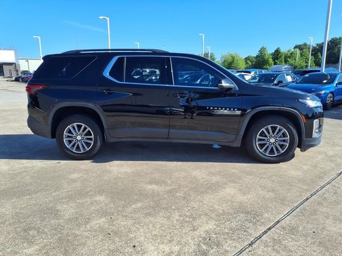 Used 2022 Chevrolet Traverse LT AWD/4WD image 6