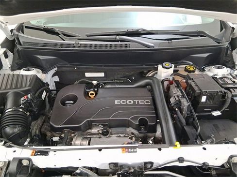 Used 2018 Chevrolet Equinox Premier image 11