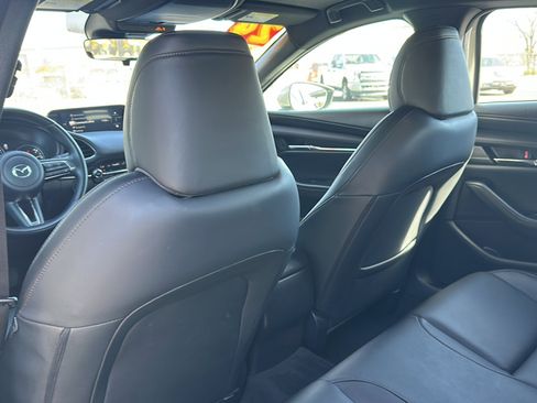 Used 2024 MAZDA MAZDA3 s image 17