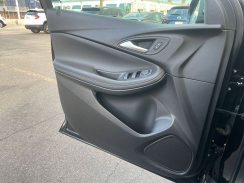 Used 2025 Buick Encore GX Preferred image 20