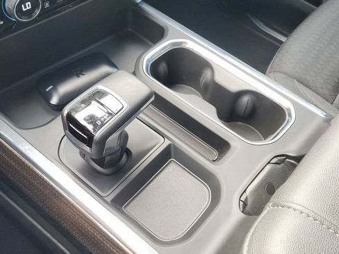 Used 2024 Chevrolet Silverado 1500 LT Trail Boss w/ Convenience Package II AWD/4WD image 22