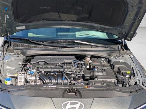 New 2026 Hyundai Elantra Limited image 16