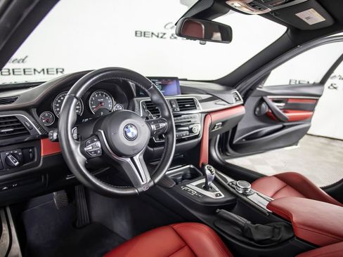 Used 2016 BMW M3 RWD image 19