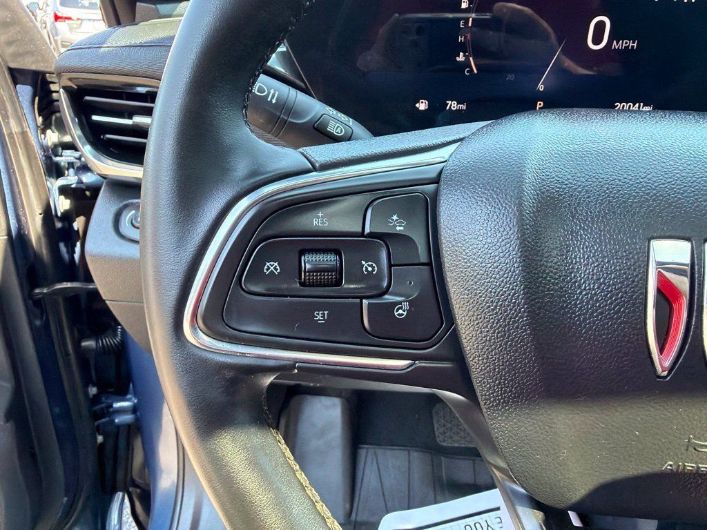 Used 2025 Buick Envista Sport Touring w/ Convenience I Package FWD image 25