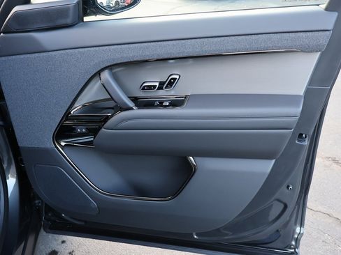 New 2026 Land Rover Range Rover Sport Dynamic SE image 12