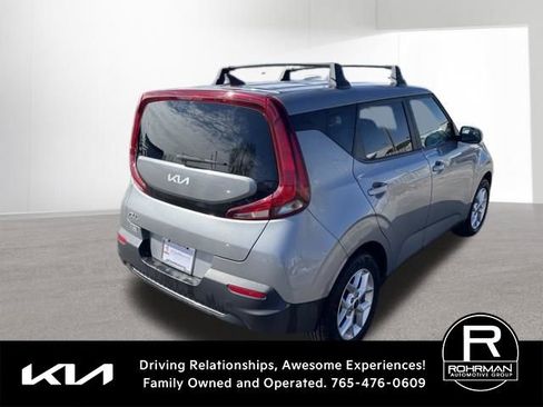 Used 2022 Kia Soul LX w/ Technology Package image 4