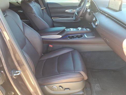 Certified 2023 Genesis GV70 2.5T w/ Advanced Package image 11