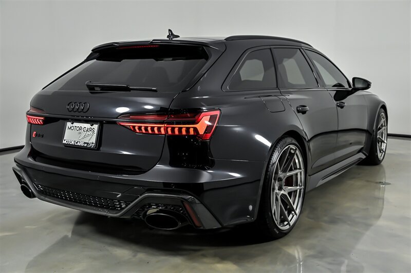 Used 2021 Audi RS 6 AWD/4WD image 9