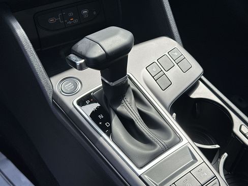 Certified 2026 Kia Sportage SX FWD image 19