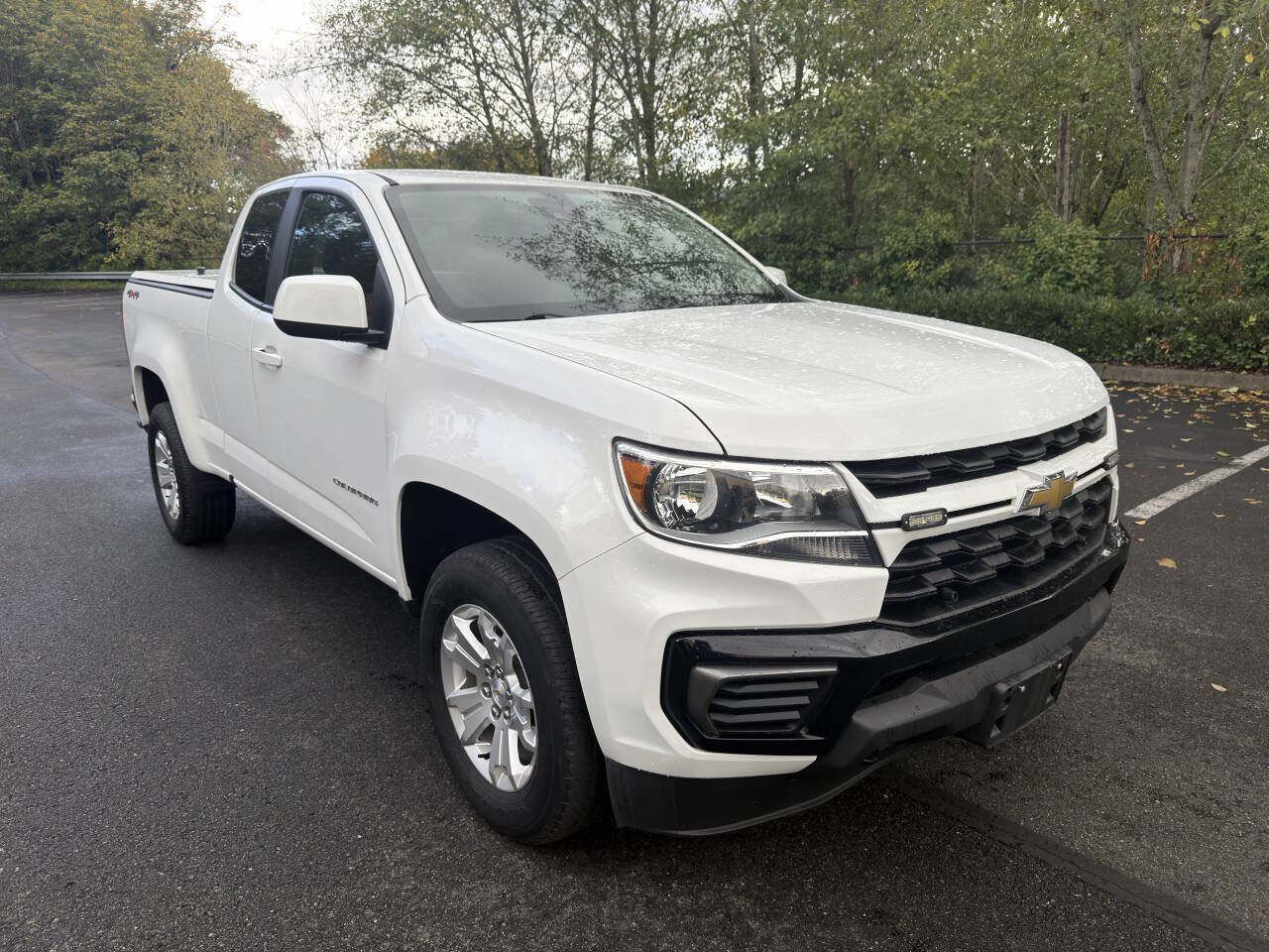 Used 2022 Chevrolet Colorado LT w/ Fleet Safety Package AWD/4WD image 3