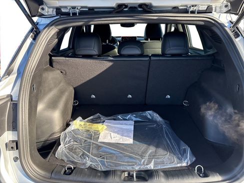 New 2026 Jeep Compass Latitude image 11