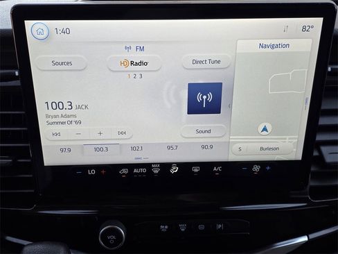 Used 2023 Ford Transit 350 XLT image 14