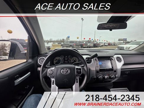 Used 2018 Toyota Tundra SR5 w/ TRD Off Road Package image 9