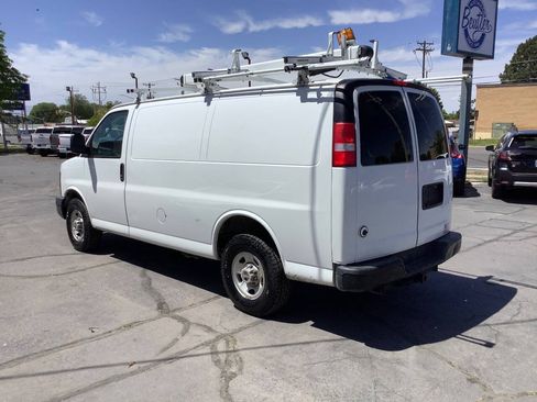 Used 2016 Chevrolet Express 2500 w/ Cold Climate Package RWD image 9