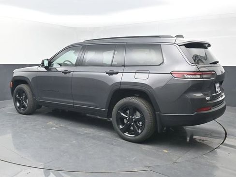 New 2026 Jeep Grand Cherokee L Limited w/ Limited Altitude Package image 3