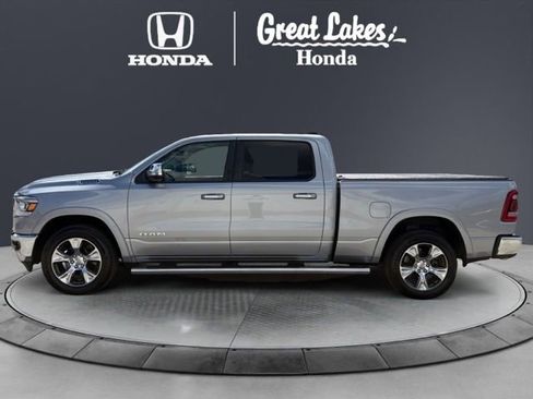 Used 2019 RAM 1500 Laramie AWD/4WD image 3