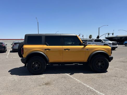 Used 2022 Ford Bronco Wildtrak image 5