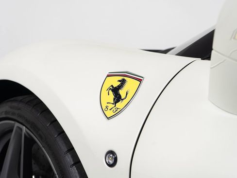 Certified 2023 Ferrari F8 Tributo image 10