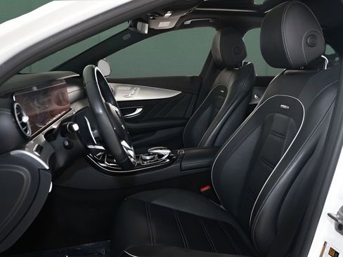 Used 2020 Mercedes-Benz E 63 AMG S image 2
