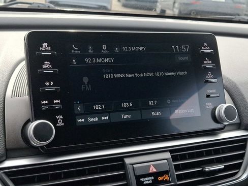 Used 2019 Honda Accord Sport image 17