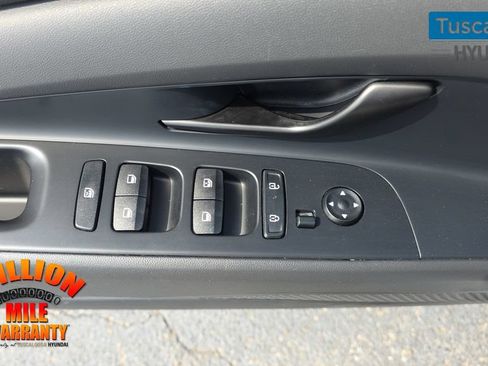Used 2025 Hyundai Elantra N Line FWD image 13