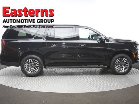 Used 2025 Chevrolet Suburban Z71 AWD/4WD image 49