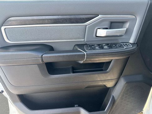 Used 2023 RAM 2500 Big Horn w/ Level 1 Equipment Group image 18