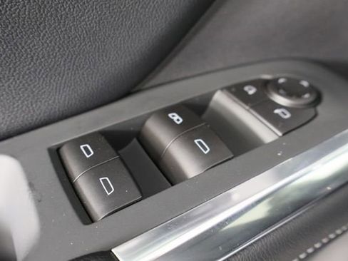 Used 2026 Chevrolet Traverse LT w/ Driver Confidence Package image 23