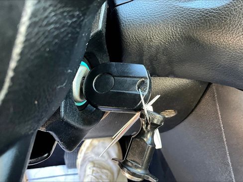 Used 2018 Ford Focus SEL image 12