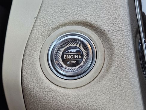 Used 2019 Mercedes-Benz C 300 Cabriolet image 30