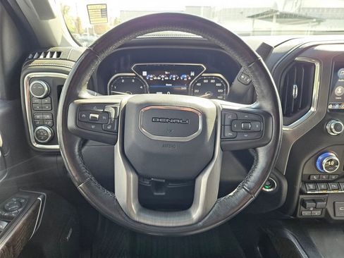 Used 2020 GMC Sierra 2500 Denali w/ Denali Ultimate Package AWD/4WD image 20