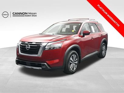 Used 2023 Nissan Pathfinder SL