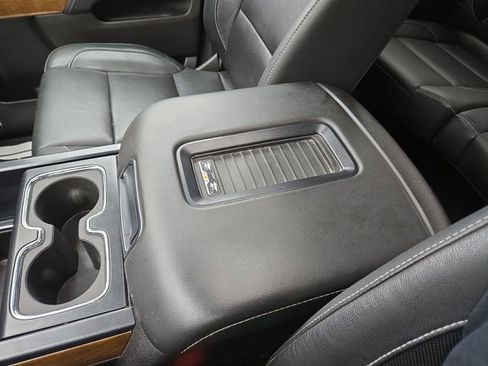 Used 2018 Chevrolet Silverado 1500 LTZ w/ LTZ Plus Package AWD/4WD image 22