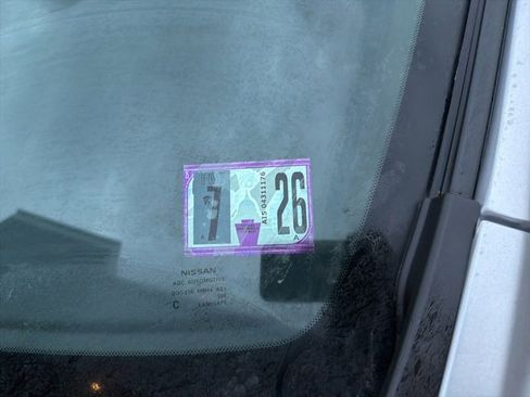 Used 2023 Nissan Leaf S image 19