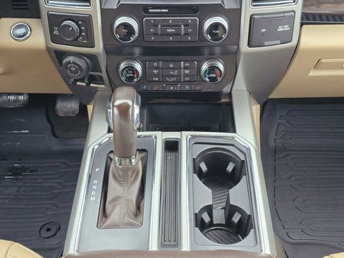 Used 2019 Ford F150 Lariat w/ Equipment Group 502A Luxury image 13