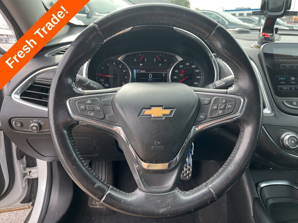 Used 2016 Chevrolet Malibu LT w/ Leather Package FWD image 17
