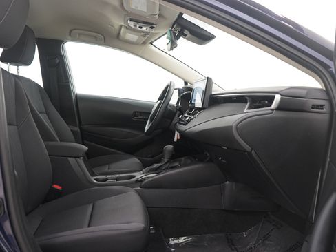 Used 2023 Toyota Corolla LE w/ Carpet Mat Package (TMS) image 11