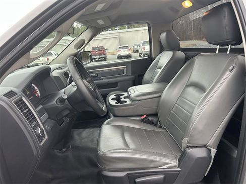 Used 2013 RAM 1500 Tradesman w/ PWR & Remote Entry Group image 9